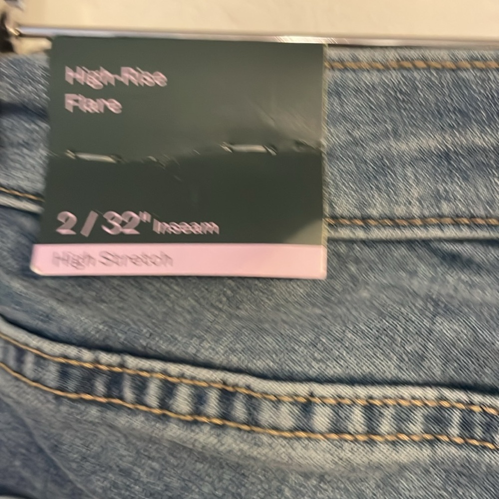 NWT Wild Fable Women’s High Rise Flare Jeans Size 2 - Picture 8 of 10